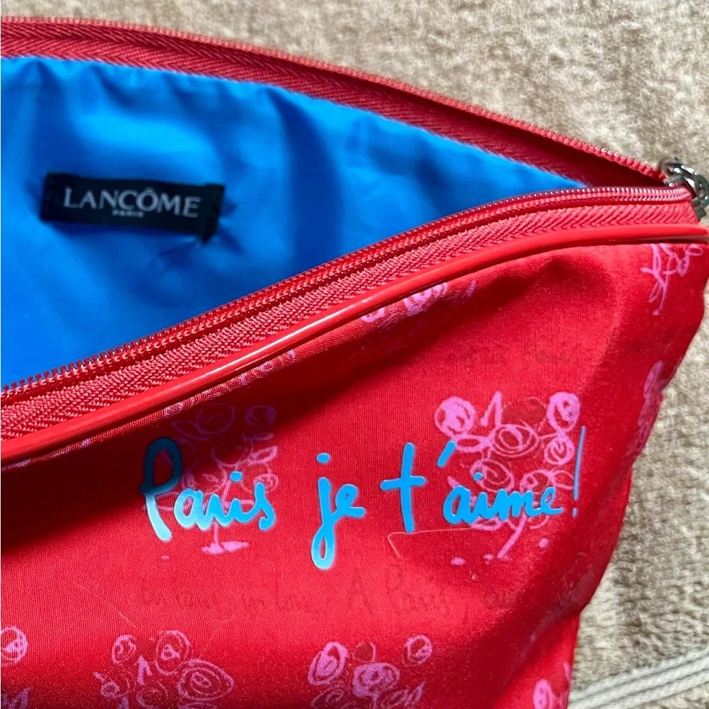 Throbbing‎ Hot Pink Make Up Case Lancôme Bright turquoise lettering and lining
